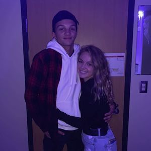 Meet your Posher, Tray